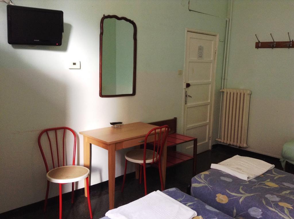 Hotel Bernheof 제노바 객실 사진