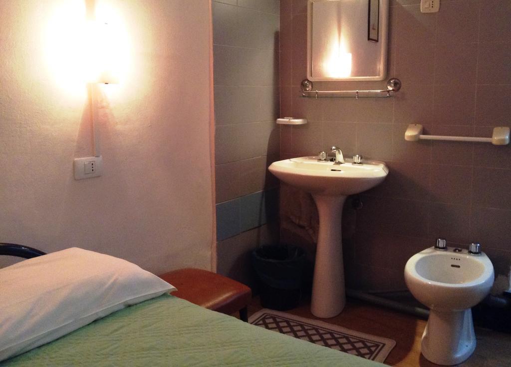 Hotel Bernheof 제노바 객실 사진