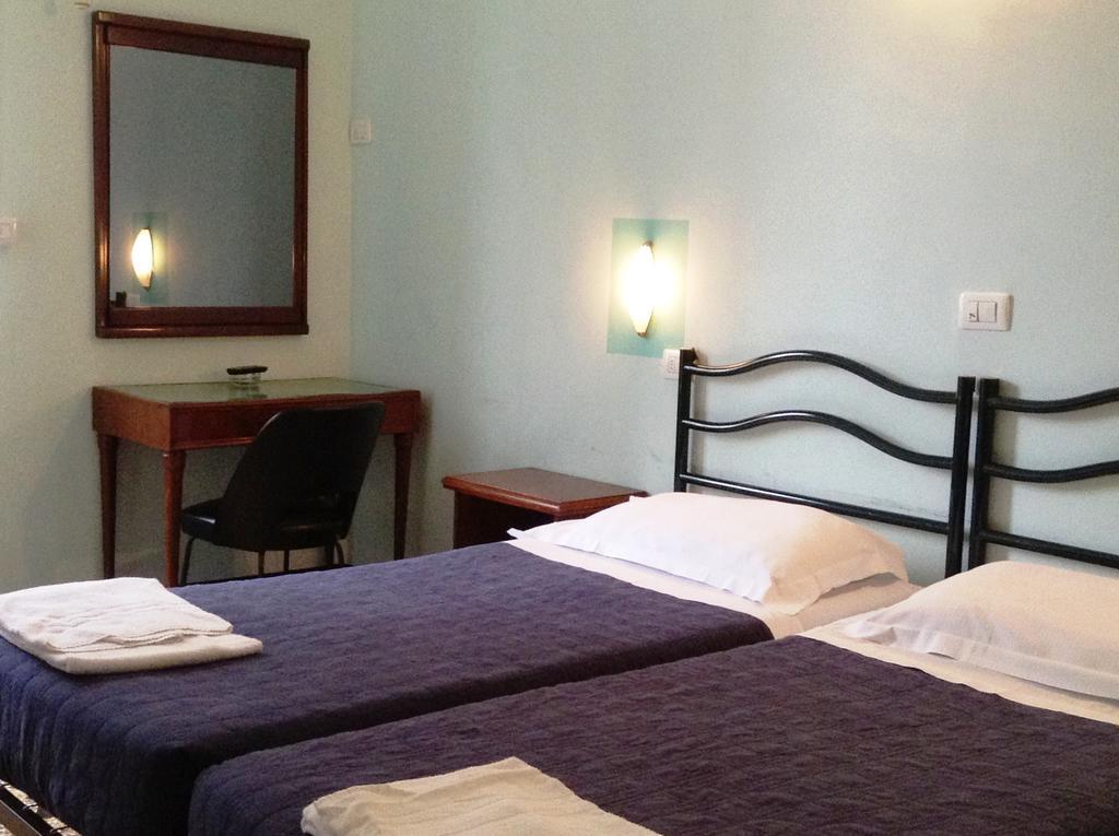 Hotel Bernheof 제노바 객실 사진
